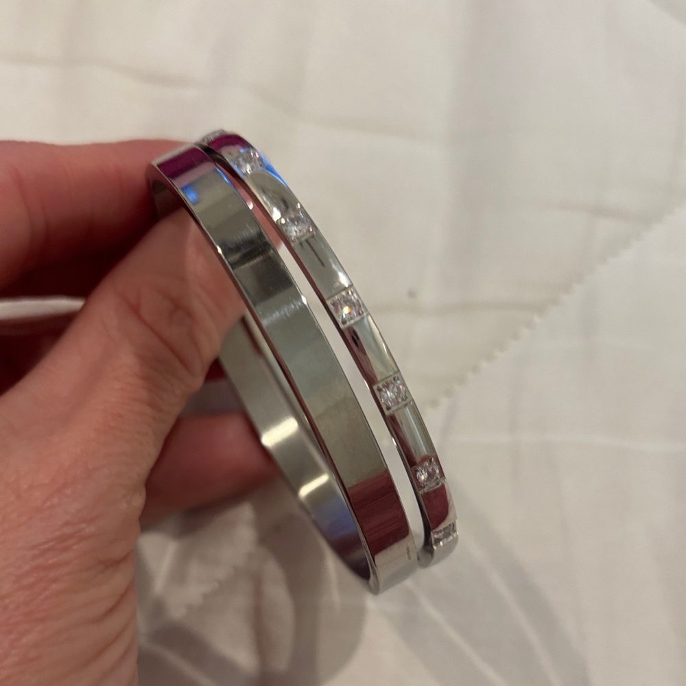 Elegant Silver and Pink Women's Bracelet
